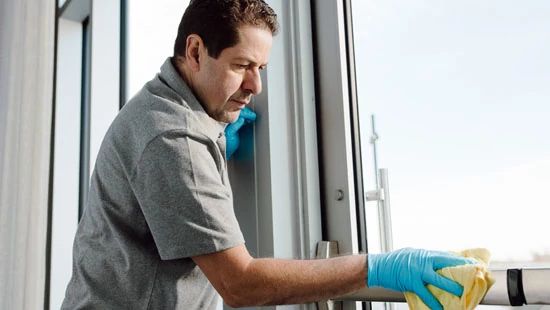 Images .com pour ecolab.com/facility-care Images .com pour ecolab.com/facility-care